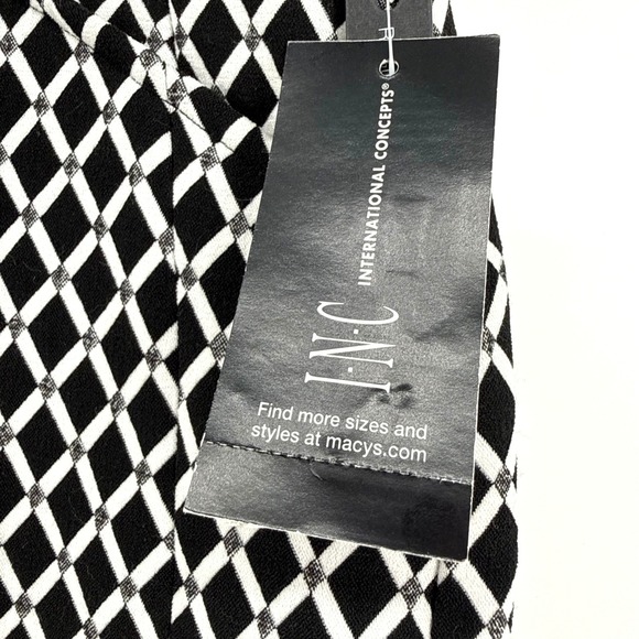 NWT INC International Concepts Women's Black White Diamond Print Shorts Size 12 - Picture 5 of 13